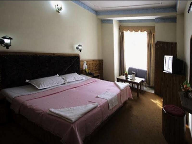 Hotel The Shivalik Manāli Exterior foto